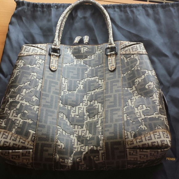 FENDI Handbags - FENDI bag