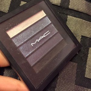 Mac limited edition holiday eyeshadow pallete