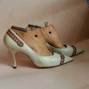 Vintage Finessa by Jacqueline leather heels