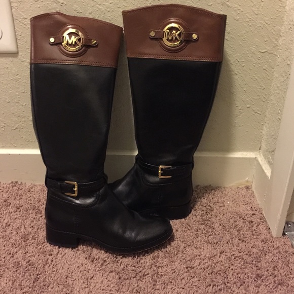 Authentic Michael Kors winter boots - Picture 3 of 4