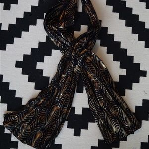 NWOT Black and Gold Scarf