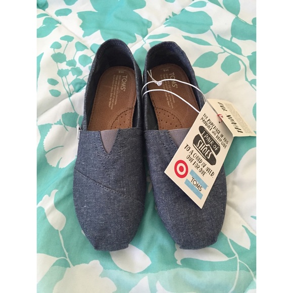 TOMS Shoes