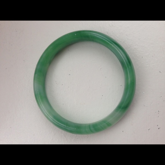 Bangle - jade