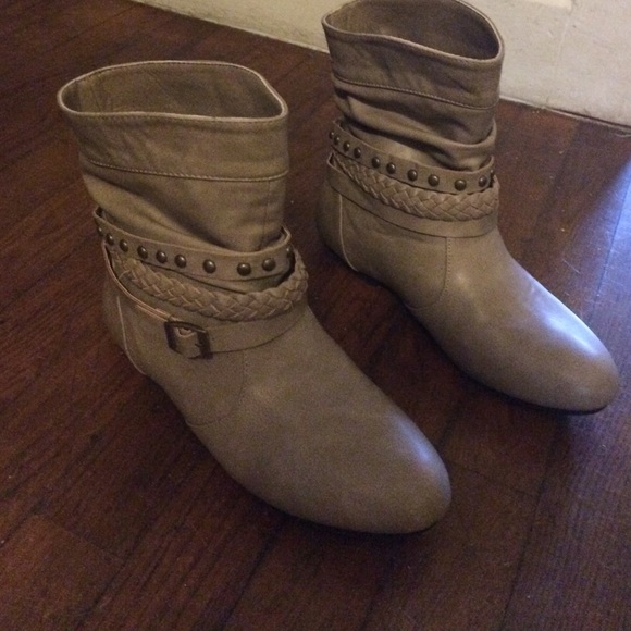 Size 6 deb ankle boots