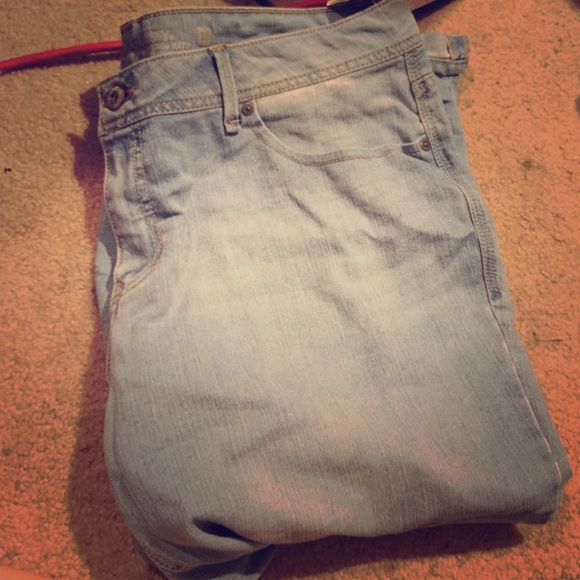 Capri jeans