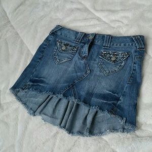 Hi and low denim mini skirt