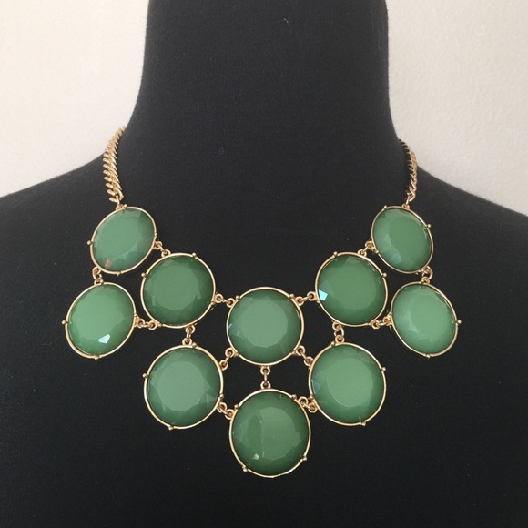 Green stone statement necklace
