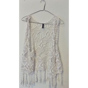 Vintage Center Stage Crochet Cardigan