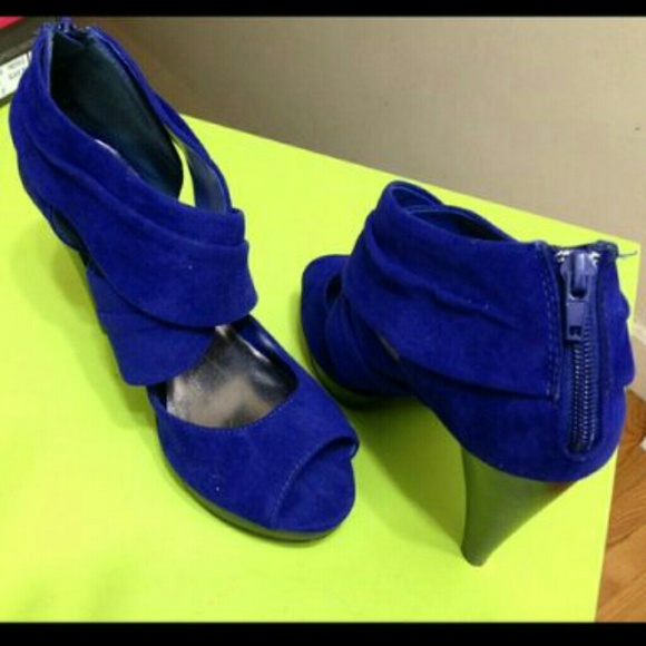 Royal blue heels