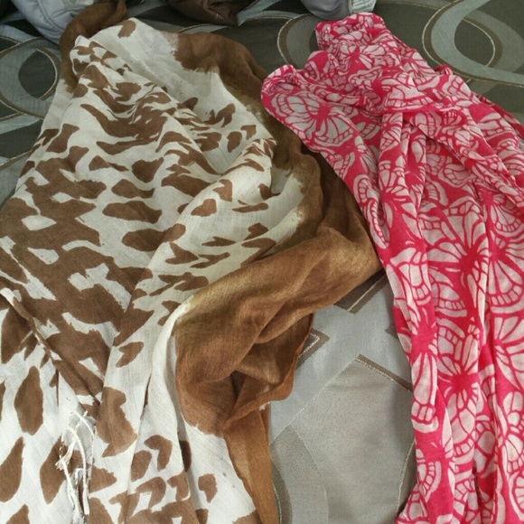 Two scarf bundle - Picture 2 of 4