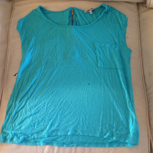 Blue Pocket t-shirt with zipper back - Picture 1 of 2
