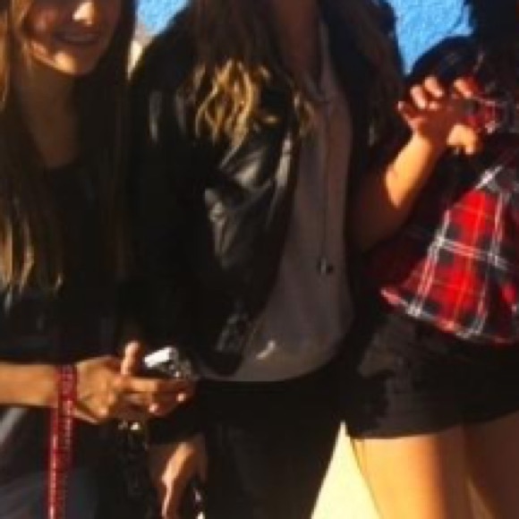 Leather jacket! - Picture 4 of 4