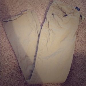 Kaki pants !