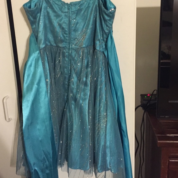 Prom Dress - Picture 2 of 2