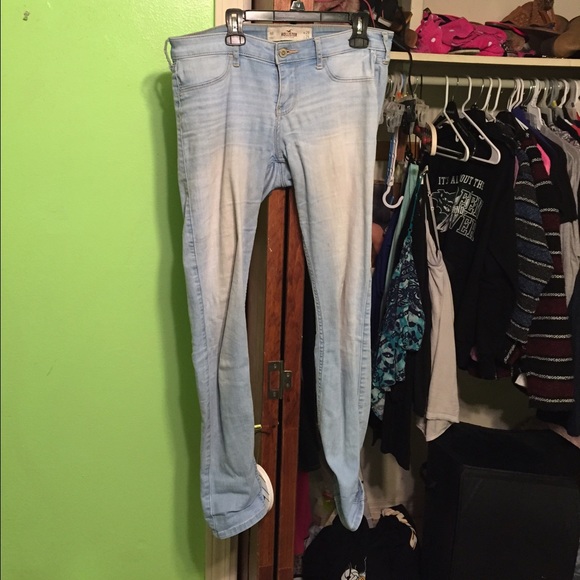Light wash hollister Jeans