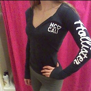 Navy long sleeve Hollister shirt