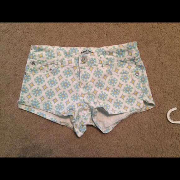 patterned shorts