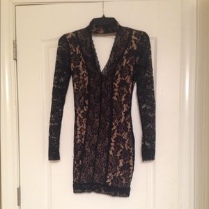 Black& nude long sleeved lace dress!