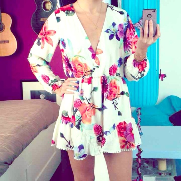 🎉Host Pick🎉 Floral romper! NWT (3 more left!!)