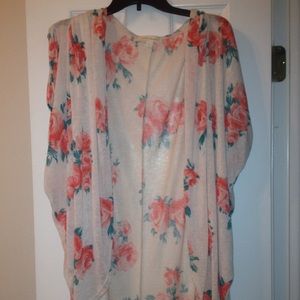 Floral cardigan/shaul