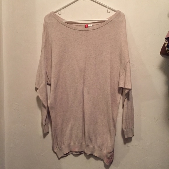 Oversized cream sweater - Picture 1 of 2