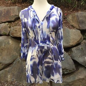 Elie Tahari Nordstrom 100% silk blue top