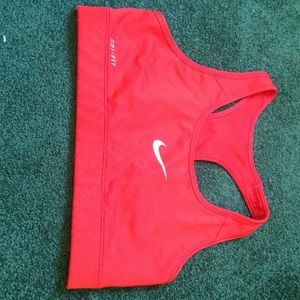 Nike pro sports bra