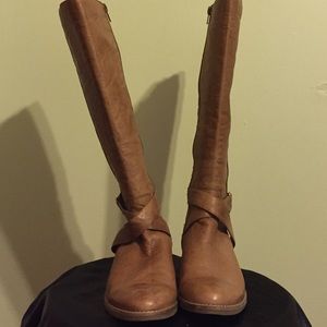 Jessica Simpson boots