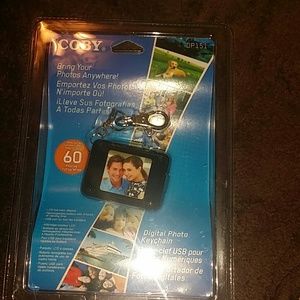 Coby digital photo keychain nib
