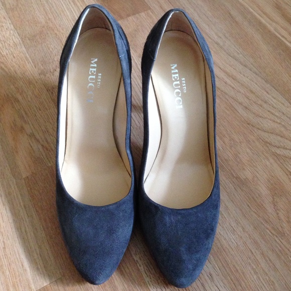 Sesto Meucci Dark Grey Studded Heels