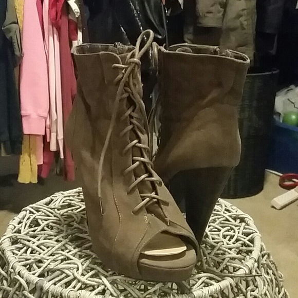 Madden girl tan peep toe lace up heels