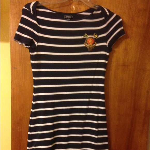 Short sleeve knit blue and white dress