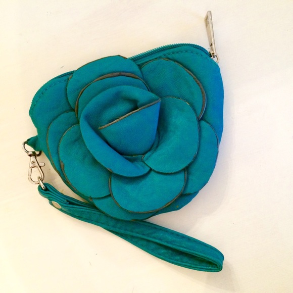 Soft Faux Leather Flower Wristlet Coin Purse