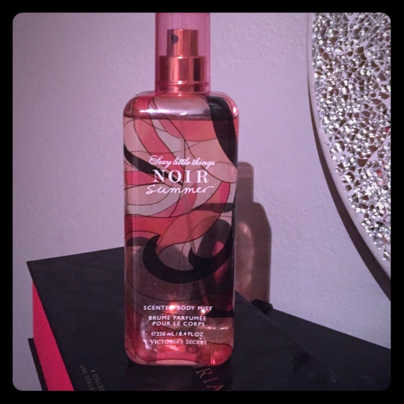 Sexy little things noir summer perfume