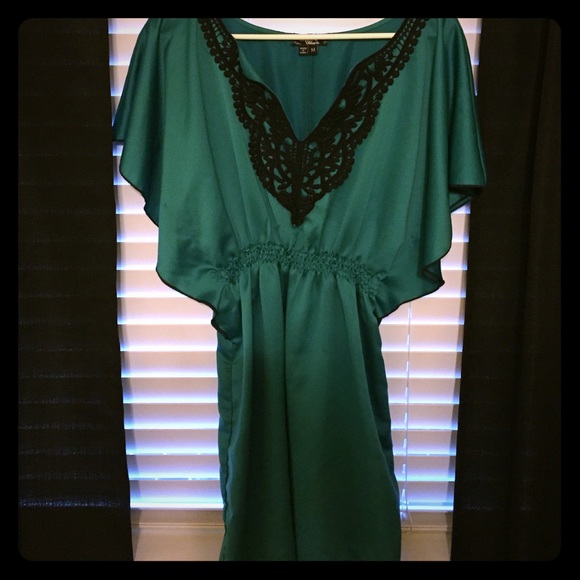Dress. NEVER BEEN WORN.