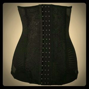 Waist cincher