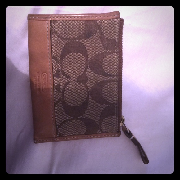 💯 authentic coach change purse - Picture 1 of 3