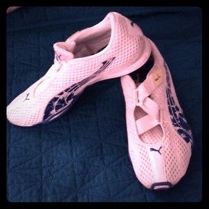 White Pumas (no laces)