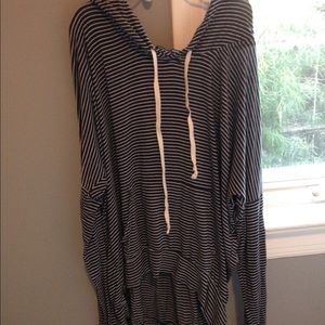 Brandy Melville hoody/pullover
