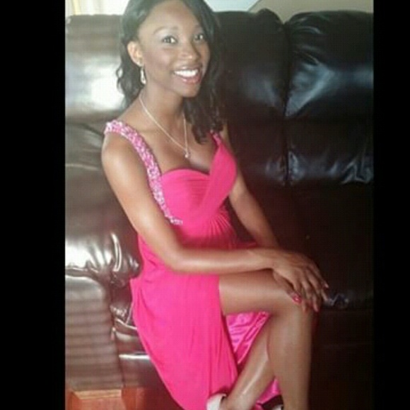 Pink Prom dress - Picture 2 of 2