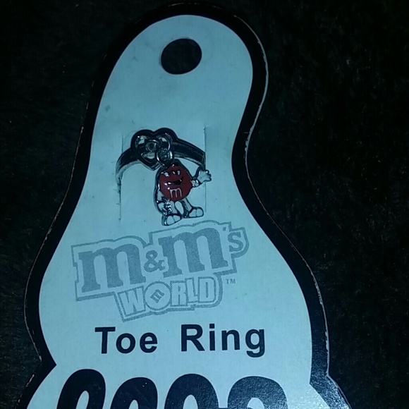 Rare  m&m toe ring red - Picture 2 of 3