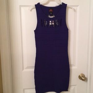 Bebe dress