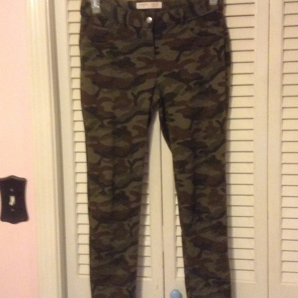 Camo Jeggings BRAND NEW