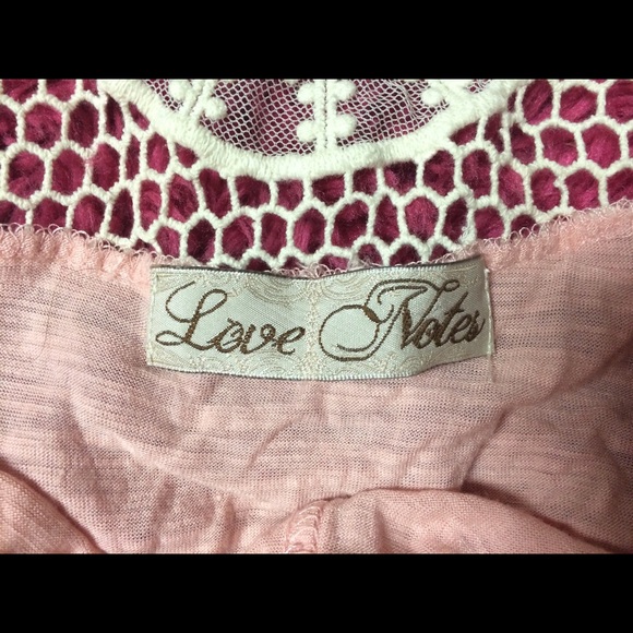 Pink blouse - Picture 3 of 4