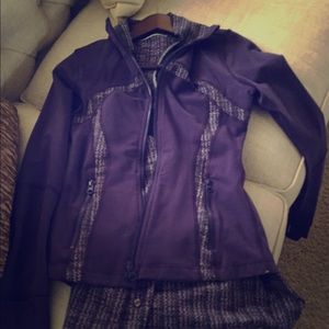 Lululemon run jacket and matching tank