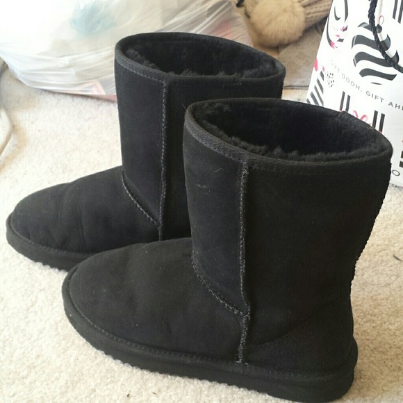Black boots