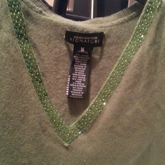 2 Pc sweater combination - Picture 3 of 3