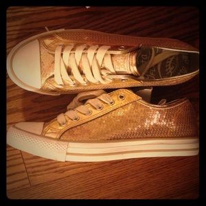 Converse like shoes!