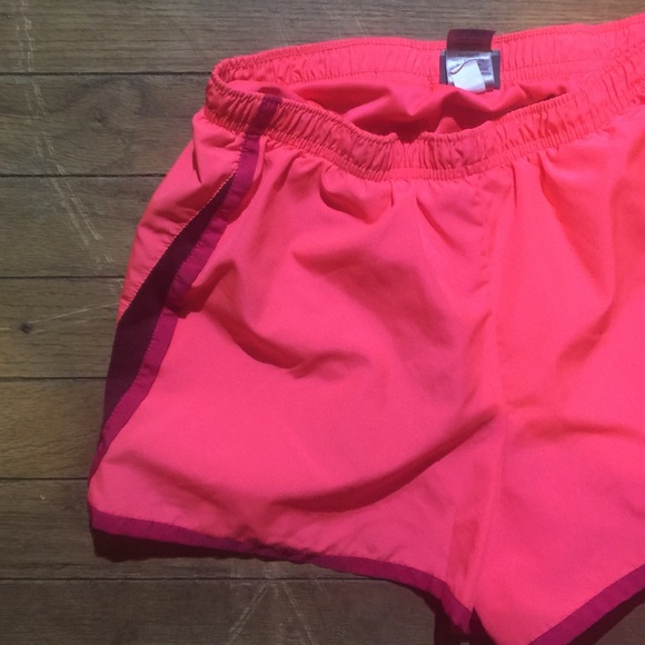 Running shorts - Picture 4 of 4