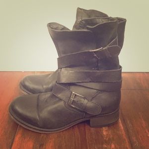 Steve Madden Combat boots